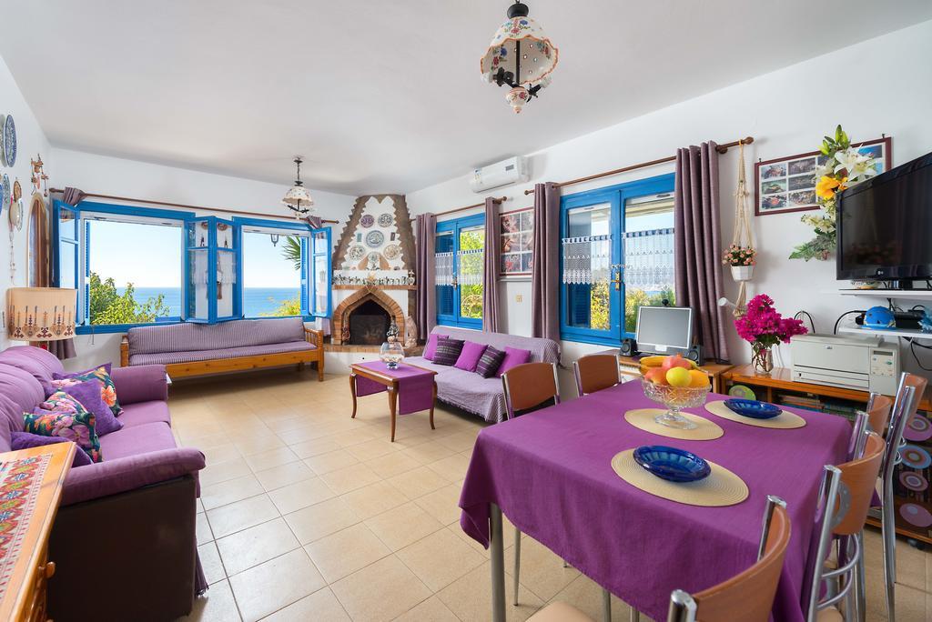 Vilă Lia Panorama Pefki